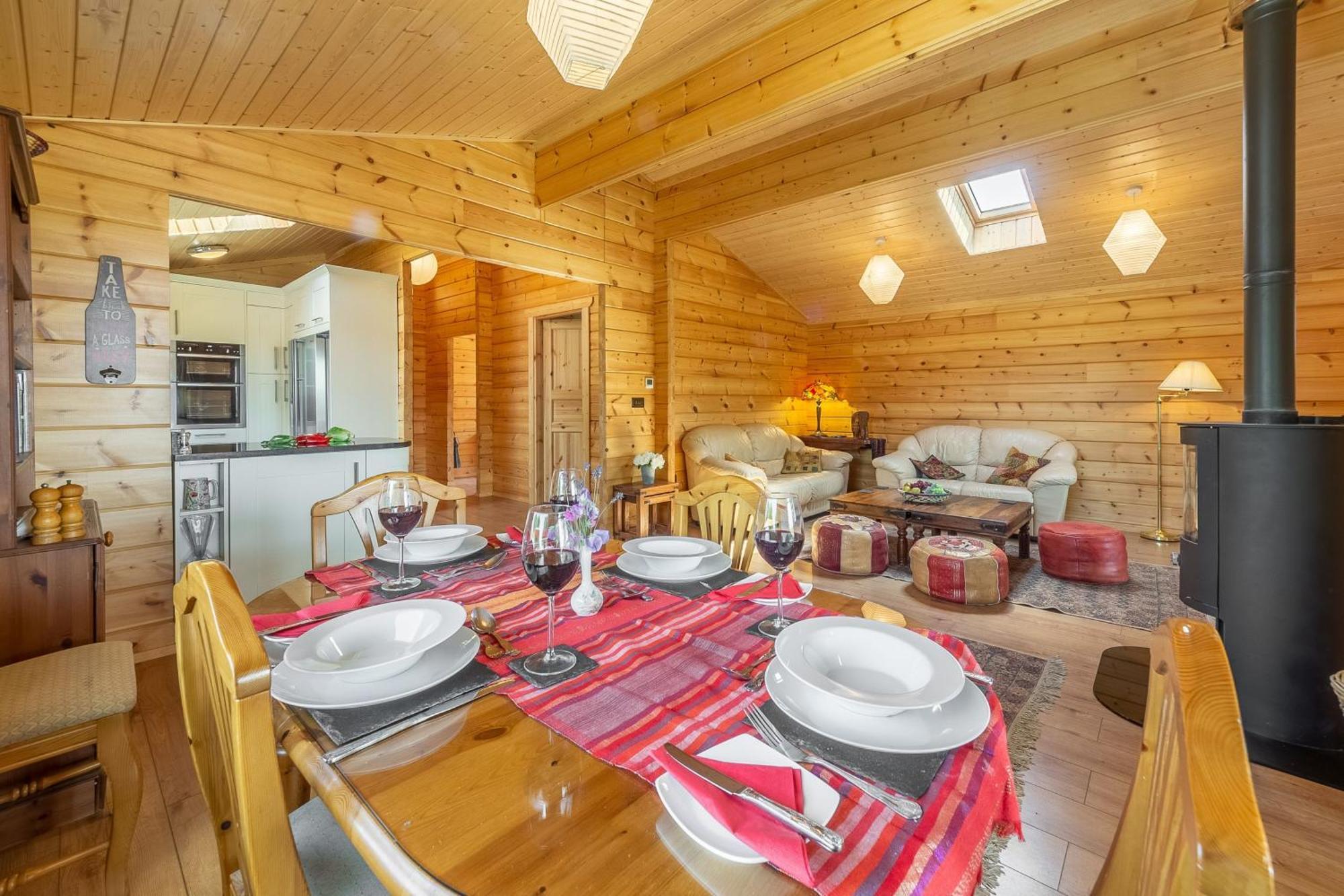The Lodge Stowmarket Eksteriør bilde